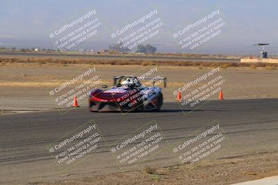 media/Oct-29-2022-CalClub SCCA (Sat) [[e05833b2e9]]/Around the Pits/